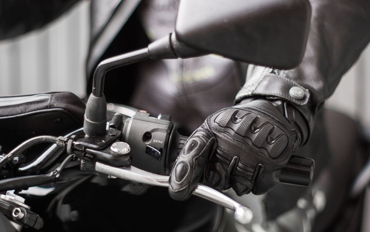 Types of Motorcycle Riding Gloves: Find the Perfect Fit for Your Ride