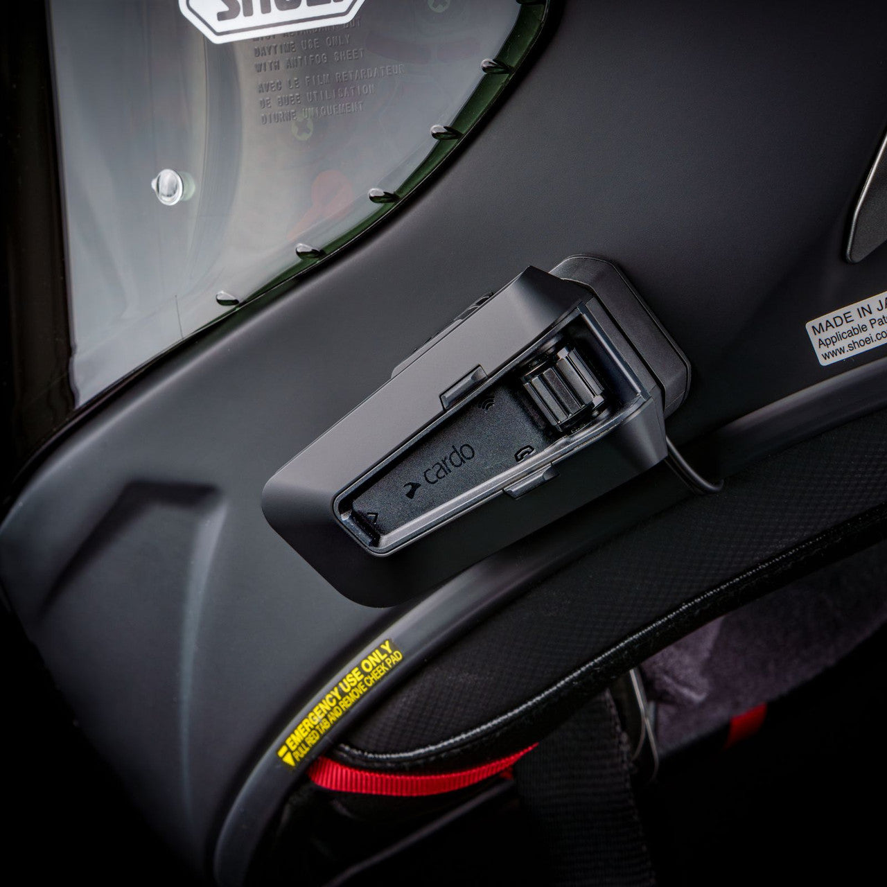 Cardo-PackTalk-Pro-Bluetooth-Headset-detail-4