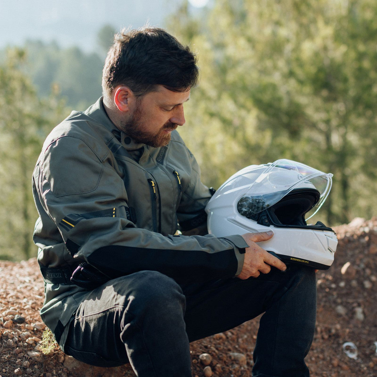 shoei-gt-air-3-solid-full-face-motorcycle-helmet-white-pic2