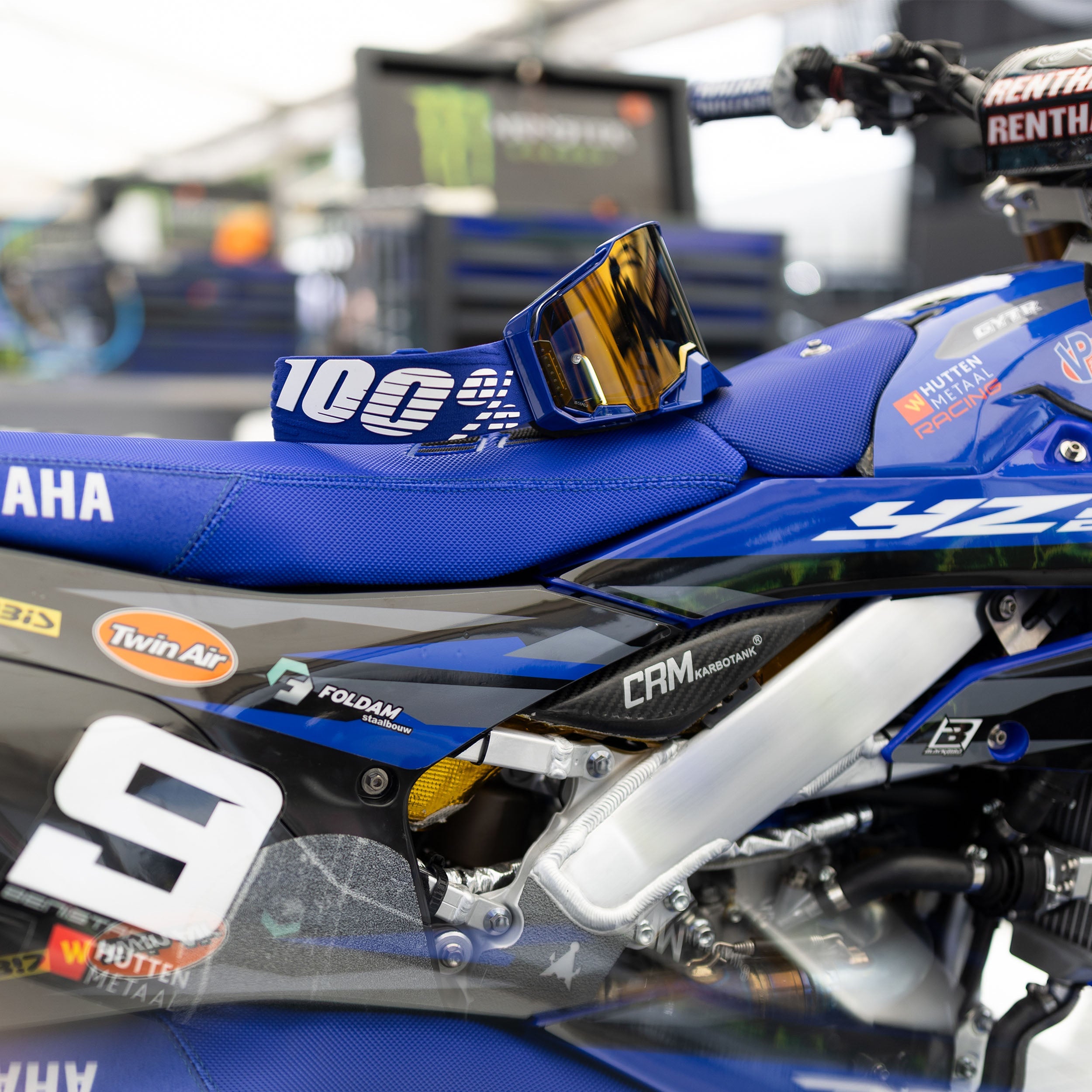 100% Armega Klein Mirror True Gold & Clear Lens Goggle - Pic