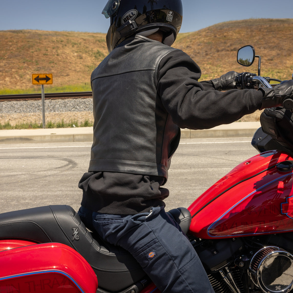 Thrashin Supply Men's Encinal Leather Shorty Motorcycle Riding Vest - Pic 2