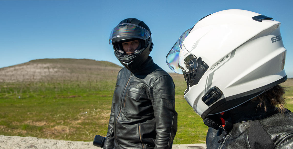 Sena-OutForce-Bluetooth-Helmet-pic