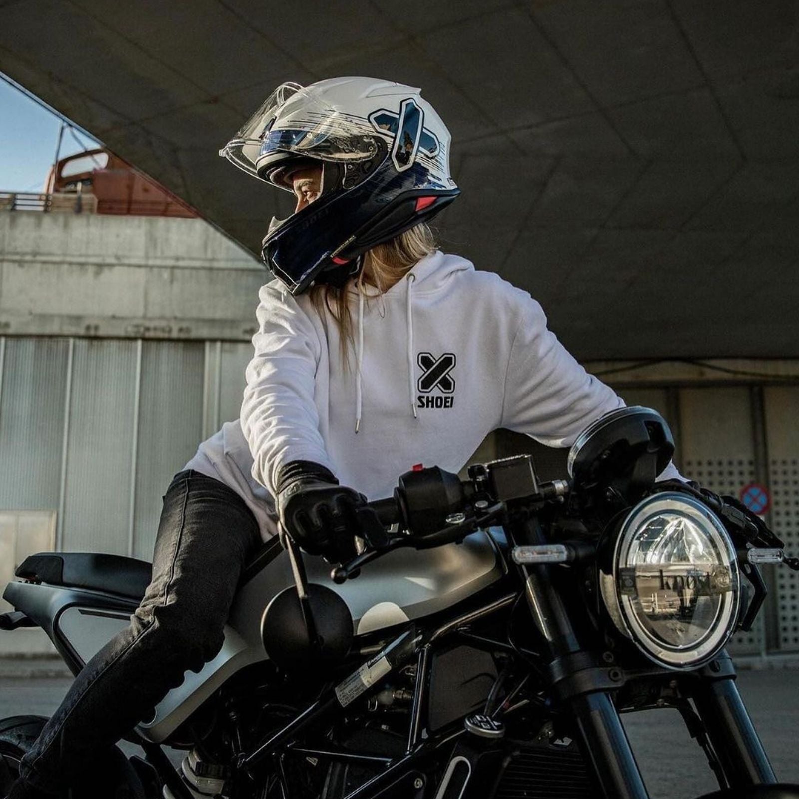 Shoei RF-1400 Ideograph Helmet - White - Pic