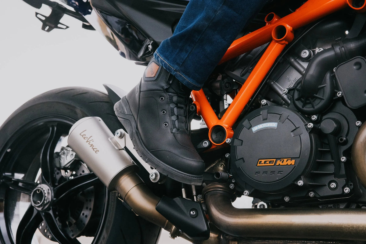 Icon Men's Upstate CE Motorcycle Riding Boots