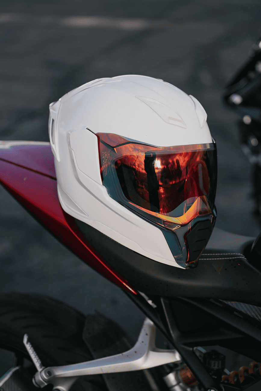 Icon Ultraflite Solid Full Face Motorcycle Helmet Icon Ultraflite Solid Full Face Motorcycle Helmet