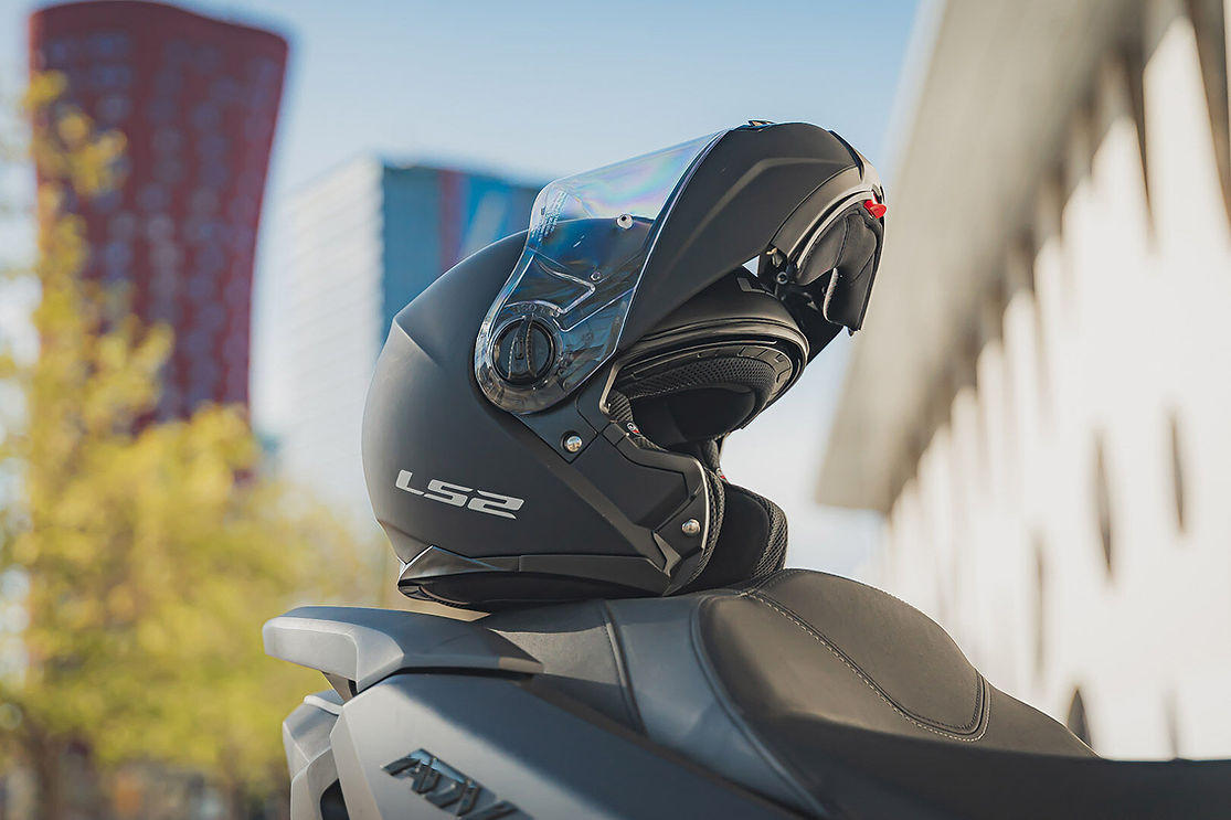 LS2 Strobe II Solid Modular Motorcycle Helmet W/ SunShield