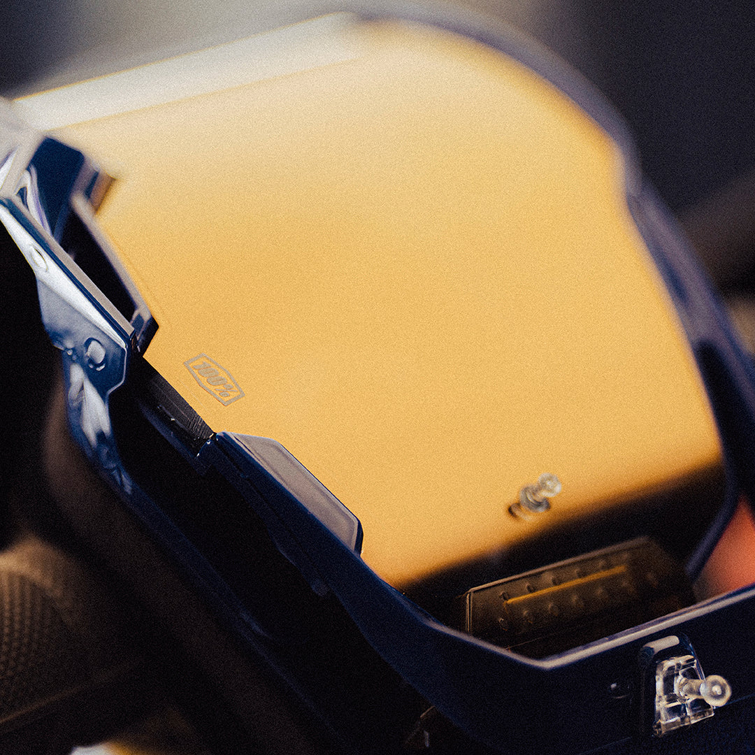 100% Armega Klein Mirror True Gold & Clear Lens Goggle - Pic 2