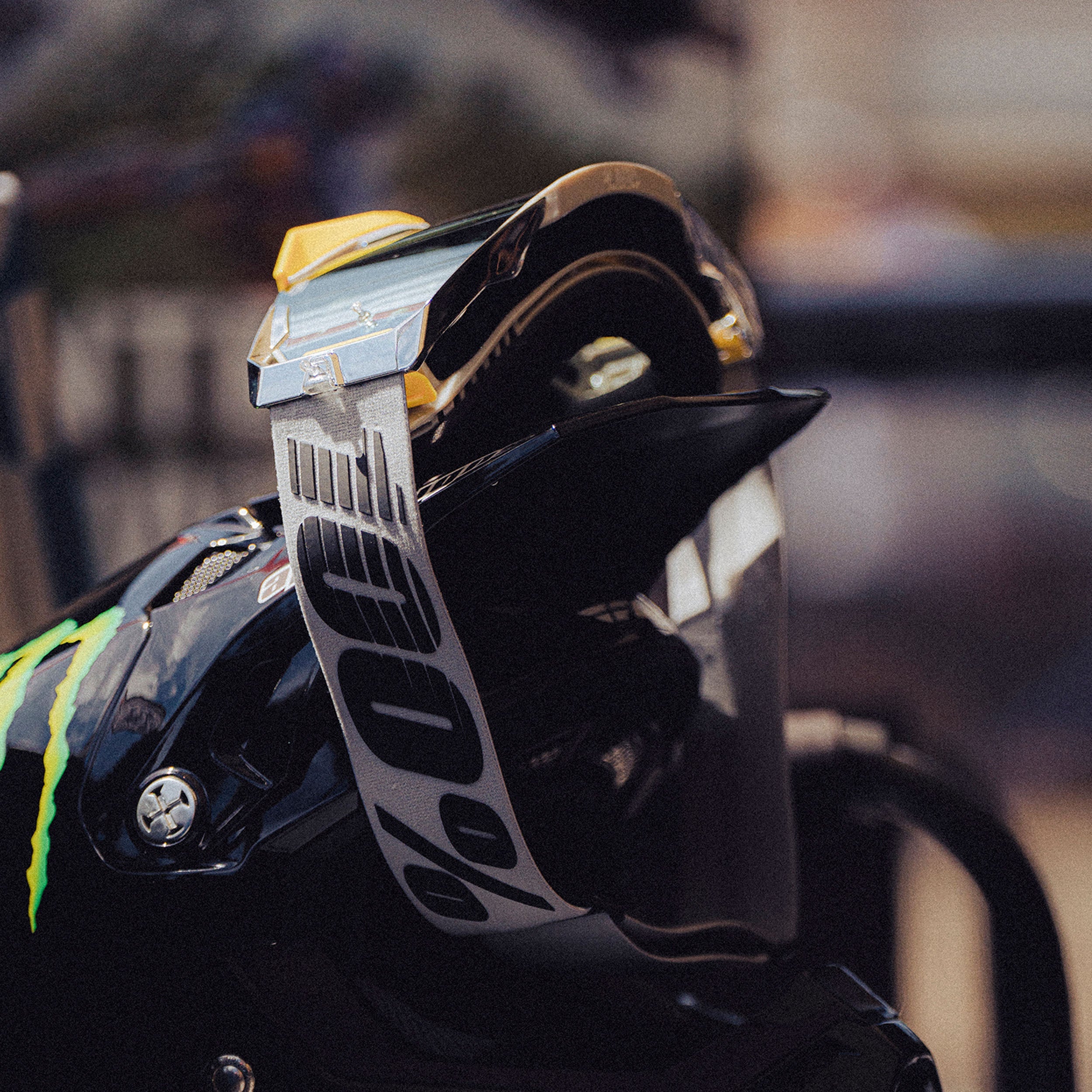 100% Armega Viggo Mirror Silver Flash & Clear Lens Goggle - Pic 1