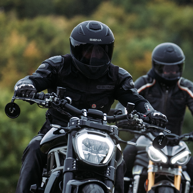Sena Stryker Mesh & Bluetooth Intercom Smart Full Face Motorcycle Helmet